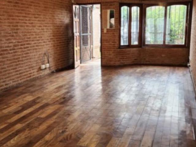 Venta de espectacular Casa 4 ambientes en Esteban Echeverría Luis Guillón
