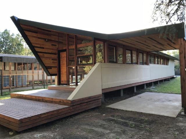 Venta de espectacular Casa 4 ambientes en Funes