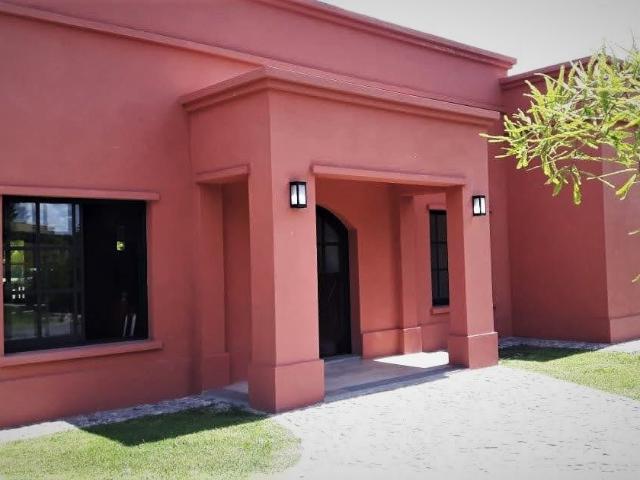 Venta de espectacular Casa 4 ambientes en General Rodríguez