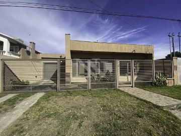 Venta de espectacular Casa 4 ambientes en General San Martín