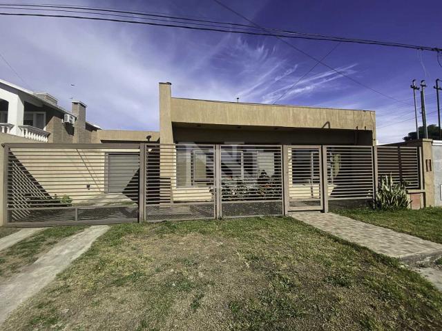 Venta de espectacular Casa 4 ambientes en General San Martín