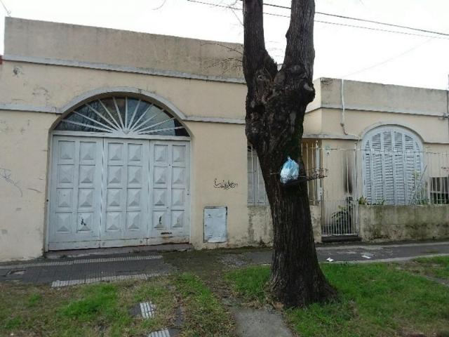 Venta de espectacular Casa 4 ambientes en General San Martín Jose León Suarez