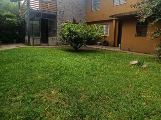 Venta de espectacular Casa 4 ambientes en Ituzaingó