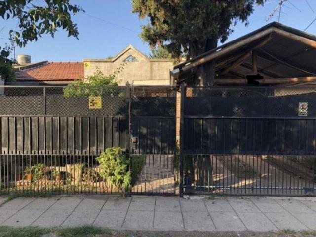 Venta de espectacular Casa 4 ambientes en Ituzaingó