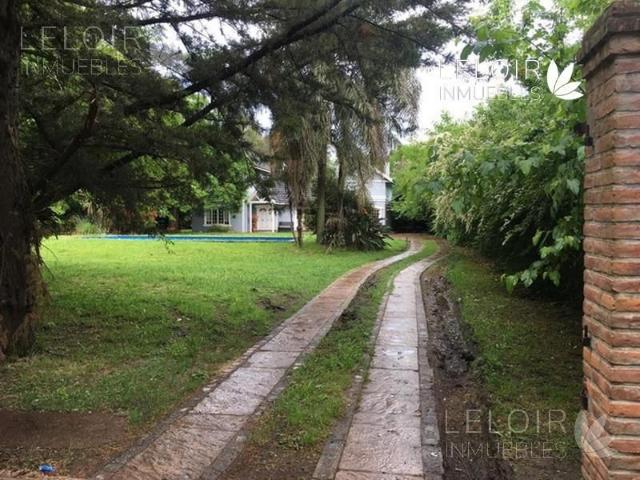 Venta de espectacular Casa 4 ambientes en Ituzaingó Parque Leloir