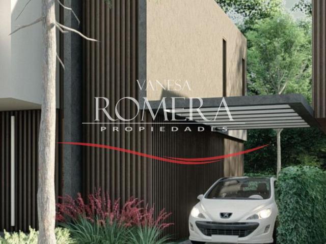 Venta de espectacular Casa 4 ambientes en Ituzaingó Parque Leloir