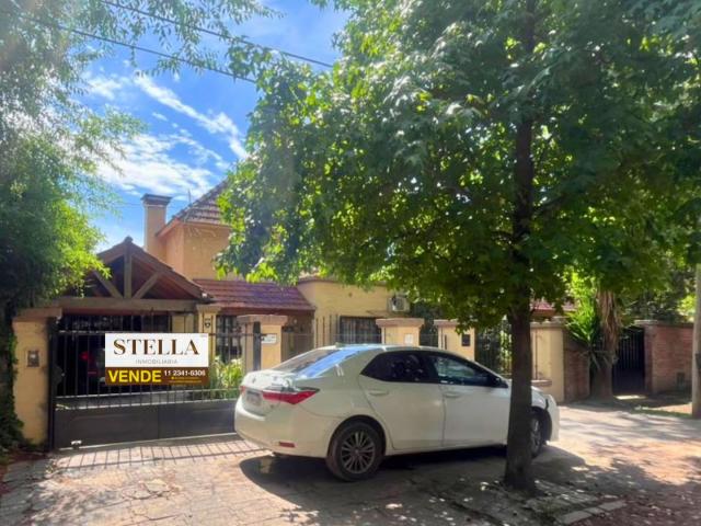 Venta de espectacular Casa 4 ambientes en Ituzaingó Villa Udaondo