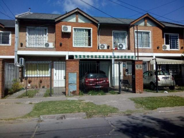 Venta de espectacular Casa 4 ambientes en José C Paz