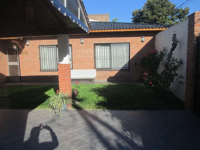 Venta de espectacular Casa 4 ambientes en La Matanza Villa Luzuriaga
