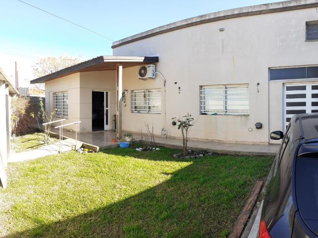 Venta de espectacular Casa 4 ambientes en La Plata Ringuelet