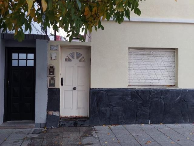 Venta de espectacular Casa 4 ambientes en Lanús Valentín Alsina