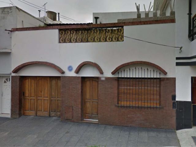 Venta de espectacular Casa 4 ambientes en Lanús Valentín Alsina