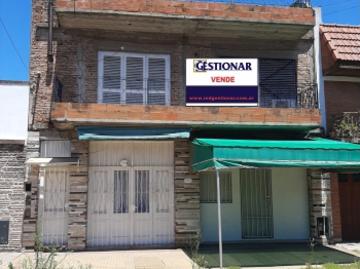 Venta de espectacular Casa 4 ambientes en Lanús Lanús Este