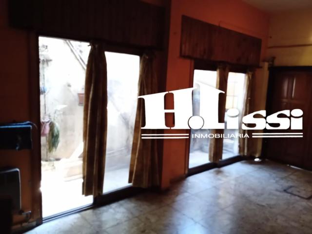 Venta de espectacular Casa 4 ambientes en Lanús Monte Chingolo