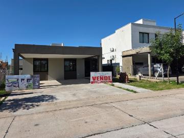 Venta de espectacular Casa 4 ambientes en Lules