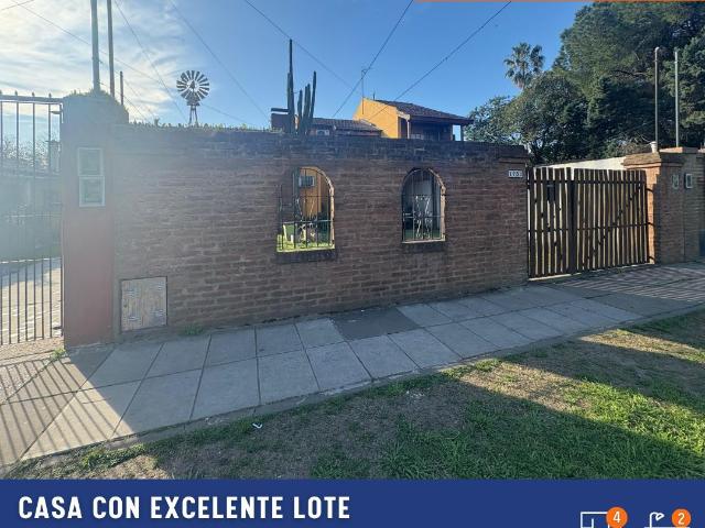 Venta de espectacular Casa 4 ambientes en Malvinas Argentinas Grand Bourg