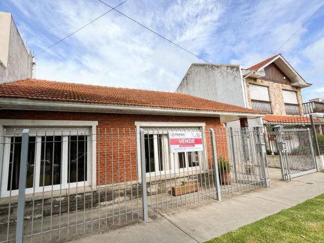 Venta de espectacular Casa 4 ambientes en Mar del Plata