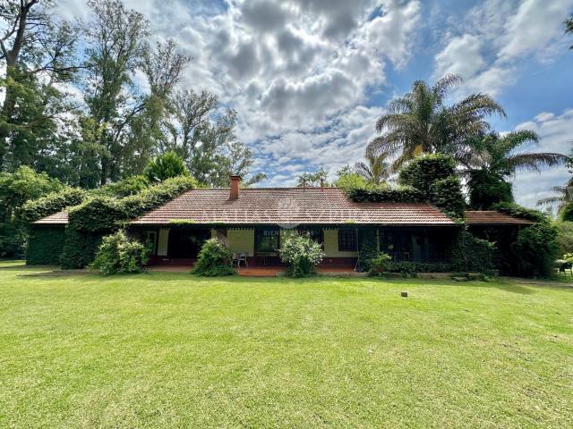 Venta de espectacular Casa 4 ambientes en Marcos Paz