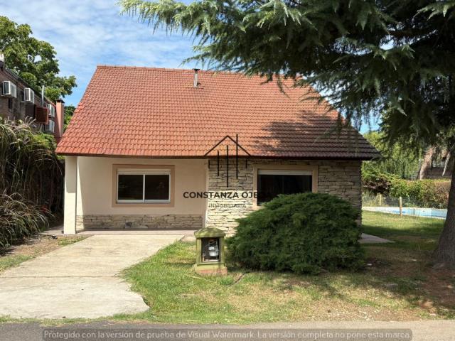 Venta de espectacular Casa 4 ambientes en Moreno