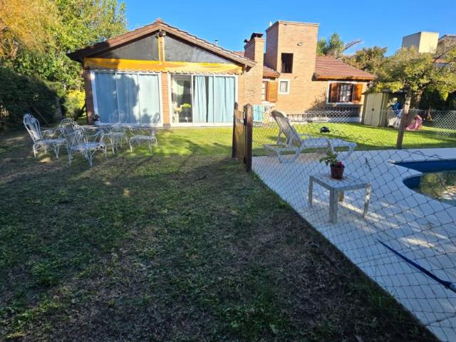 Venta de espectacular Casa 4 ambientes en Moreno