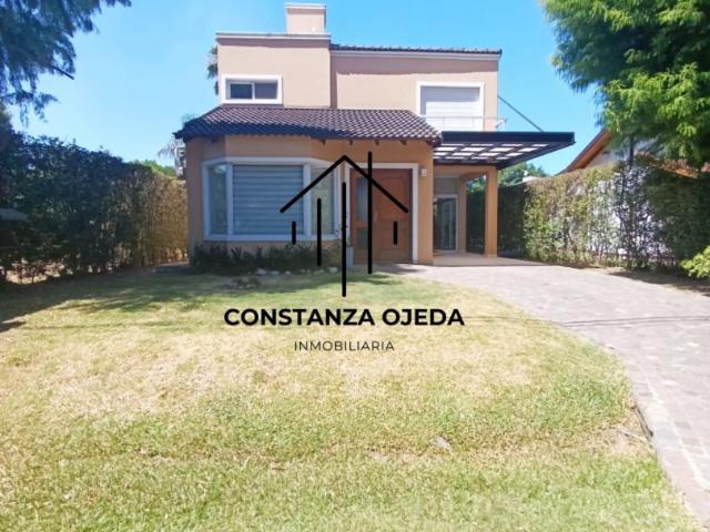 Venta de espectacular Casa 4 ambientes en Moreno