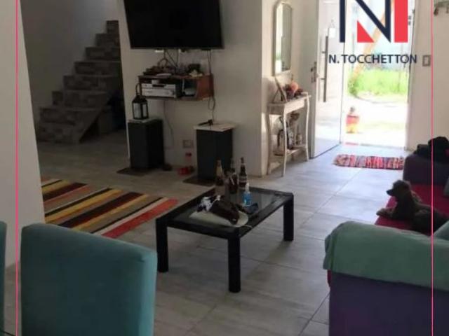 Venta de espectacular Casa 4 ambientes en Moreno La Reja