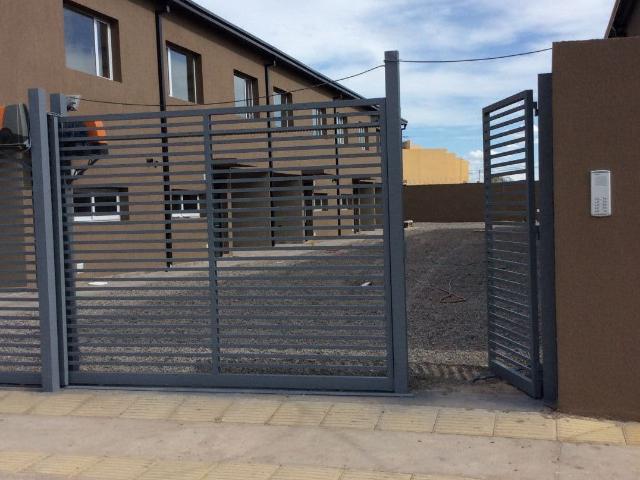 Venta de espectacular Casa 4 ambientes en Neuquén