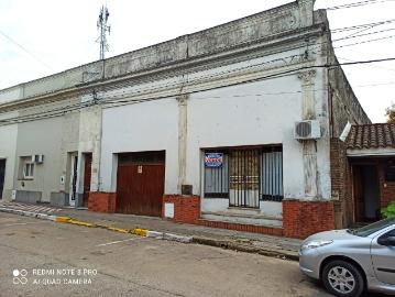Venta de espectacular Casa 4 ambientes en Nogoyá