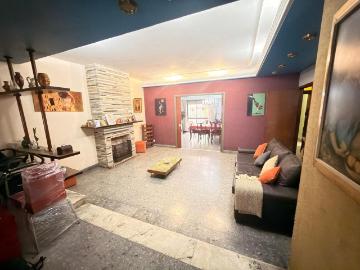 Venta de espectacular Casa 5 o mas ambientes en Parque Patricios