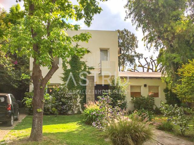 Venta de espectacular Casa 4 ambientes en Pilar