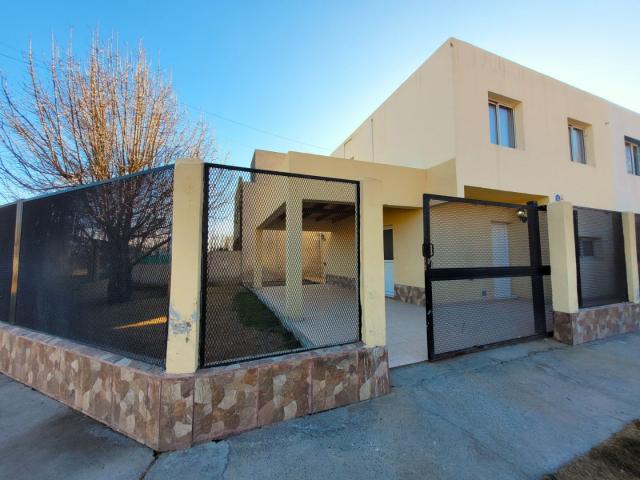 Venta de espectacular Casa 1 ambiente en Plottier