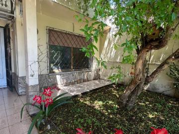 Venta de espectacular Casa 4 ambientes en Quilmes