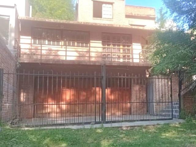 Venta de espectacular Casa 4 ambientes en Río Ceballos