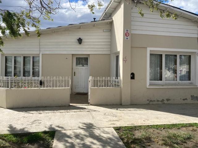 Venta de espectacular Casa 4 ambientes en Río Gallegos