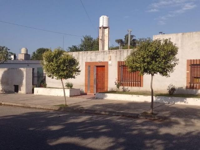 Venta de espectacular Casa 4 ambientes en Río Tercero