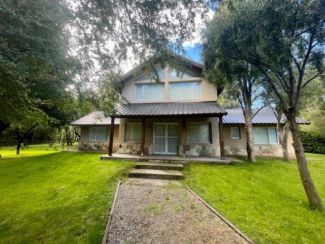 Venta de espectacular Casa 4 ambientes en San Carlos de Bariloche