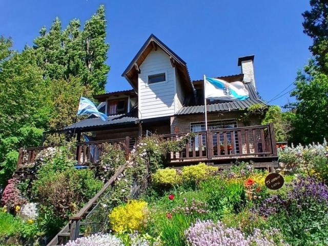 Venta de espectacular Casa 5 o mas ambientes en San Carlos de Bariloche