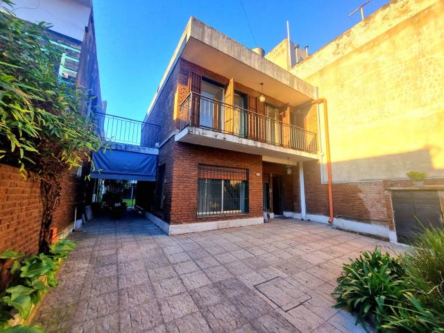 Venta de espectacular Casa 4 ambientes en San Miguel San Miguel