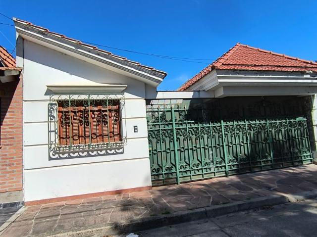 Venta de espectacular Casa 4 ambientes en San Salvador de Jujuy