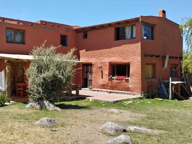 Venta de espectacular Casa 5 o mas ambientes en Tafí del Valle