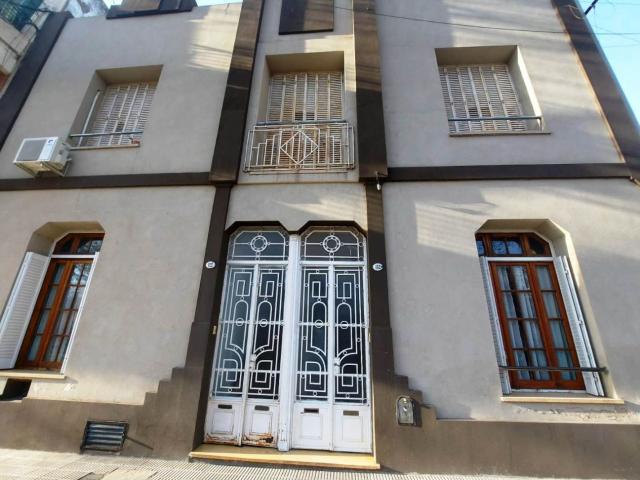 Venta de espectacular Casa 5 o mas ambientes en Trenque Lauquen Trenque Lauquen