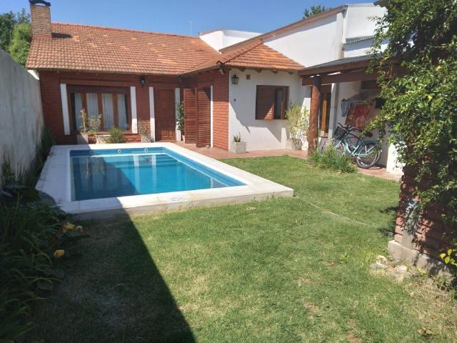 Venta de espectacular Casa 5 o mas ambientes en Trenque Lauquen Trenque Lauquen