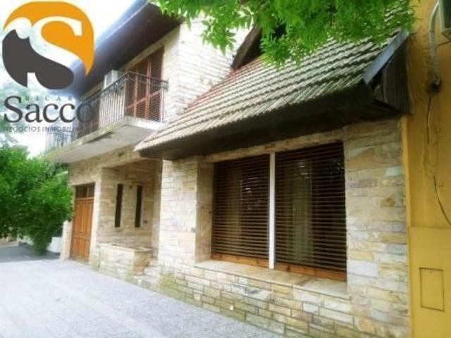 Venta de espectacular Casa 5 o mas ambientes en Trenque Lauquen Trenque Lauquen