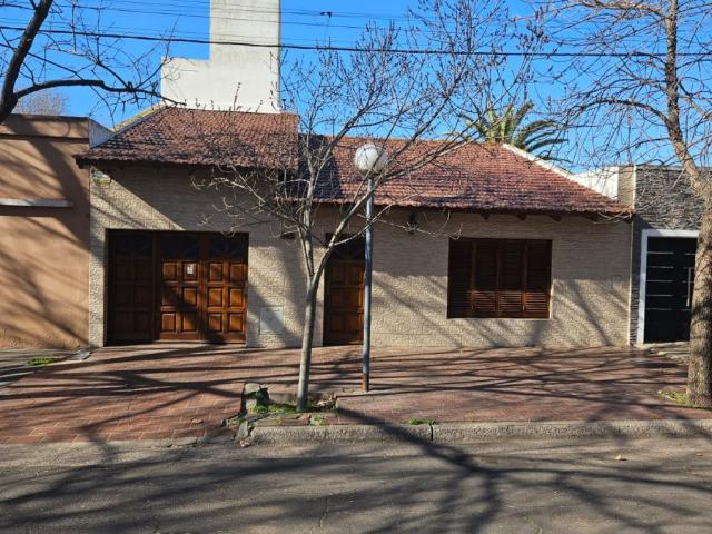 Venta de espectacular Casa 5 o mas ambientes en Trenque Lauquen Trenque Lauquen