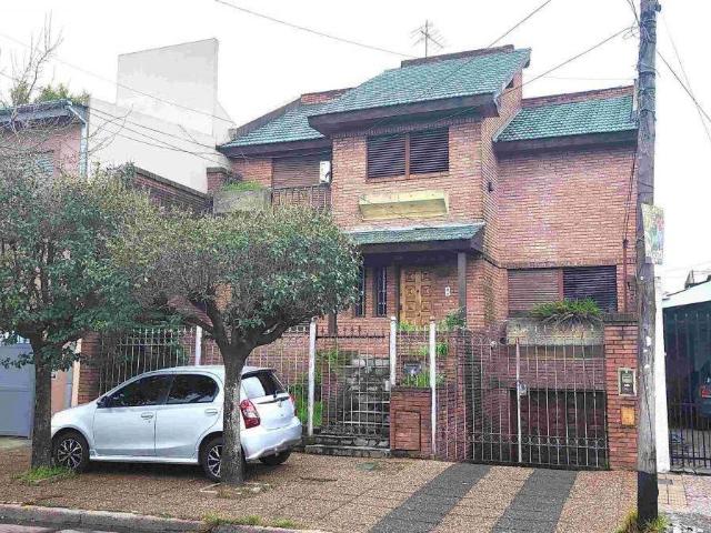 Venta de espectacular Casa 5 o mas ambientes en Tres De Febrero Villa Bosch