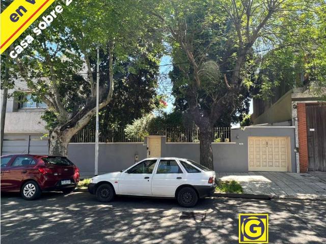 Venta de espectacular Casa 5 o mas ambientes en Avellaneda