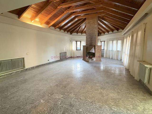 Venta de espectacular Casa 5 o mas ambientes en Bahía Blanca