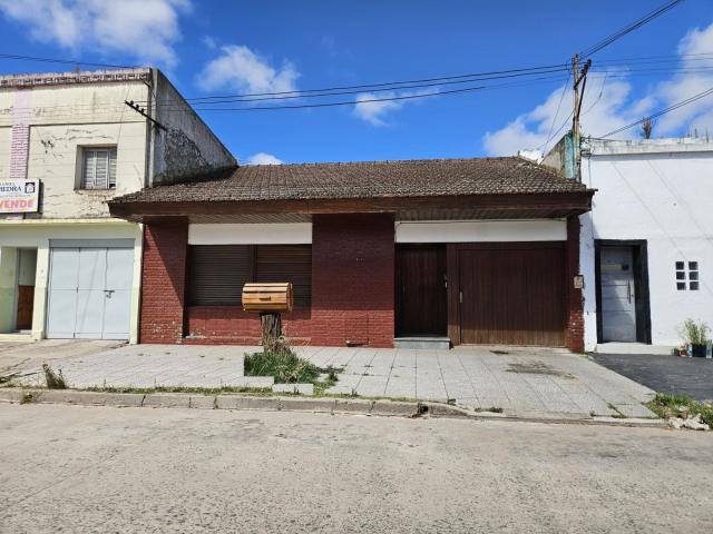 Venta de espectacular Casa 5 o mas ambientes en Balcarce