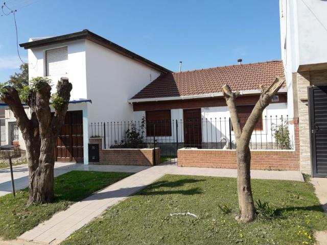 Venta de espectacular Casa 5 o mas ambientes en Balcarce