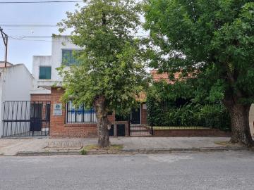 Venta de espectacular Casa 5 o mas ambientes en Balcarce